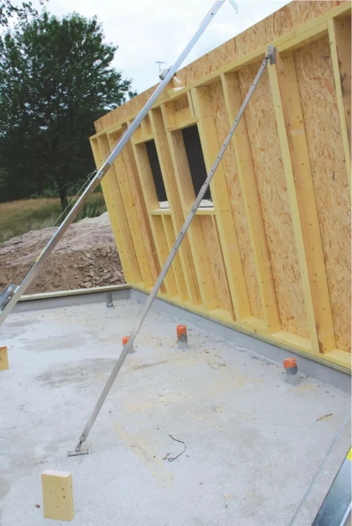 Outil Pour Maison Ossature Bois : Etai Réglable 4 Outil Pour Maison Ossature Bois : Etai Réglable – Image 2