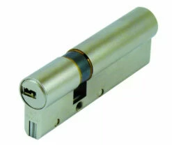 Serrure Multipoint En Applique : Cylindre Pour Serrure Série 73 Bricard