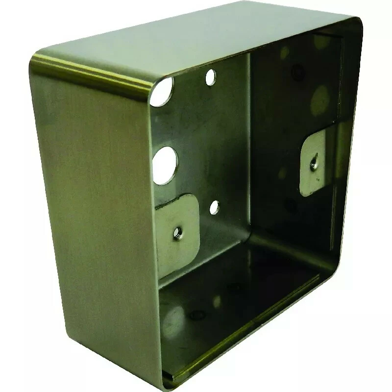 Alimentation Et Accessoire : Boitier Sailli Inox 3 Alimentation Et Accessoire : Boitier Sailli Inox